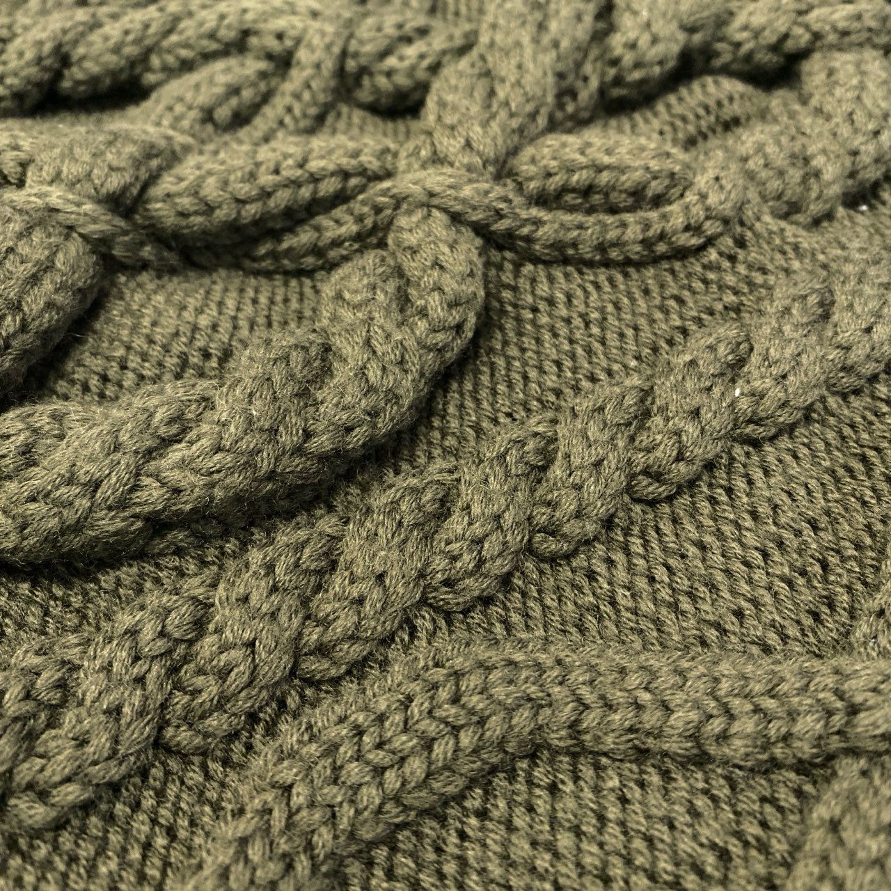 72a28【美品】Salvatore Ferragamo サルヴァトーレフェラガモ ケーブルニットセーター ハイネックニットセーター トップス Lサイズ カーキ ウール100％ レディース 女性用u02t