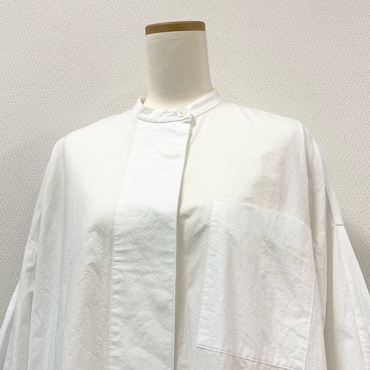 63i12 《美品》 ENFOLD エンフォルド ヘキサゴンシャツ 長袖シャツ ブラウス ノーカラー 300FA230-1850 サイズ38 ホワイト コットン タイプライター レディースu02t