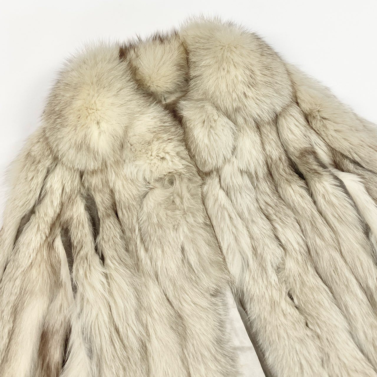 43a21 ブルーフォックス ファーコート サイズ11 ホワイト 本毛皮 Fox Fur Coat ポケット有t18r