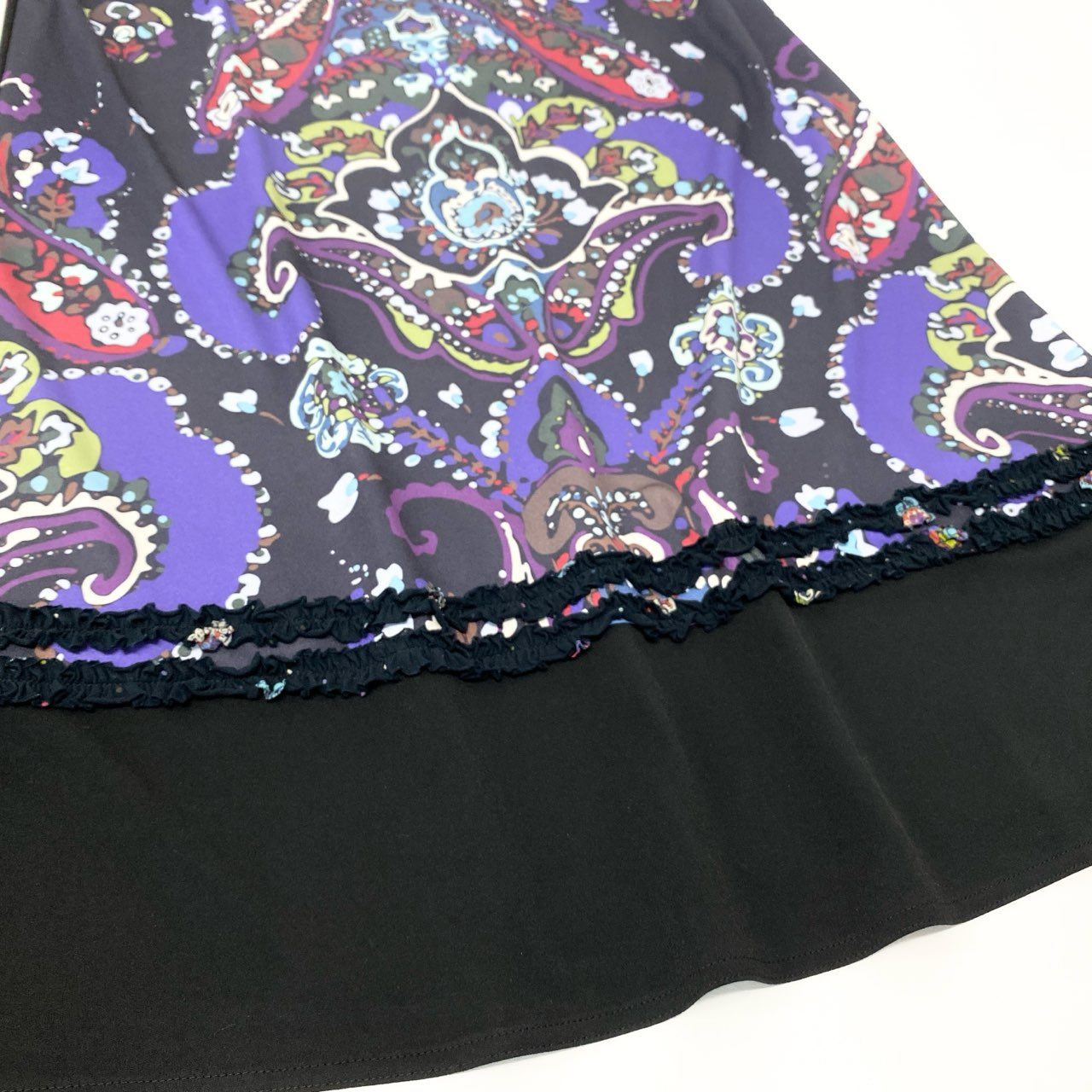 17c2 【美品】 TOKUKO 1er VOL トクコプルミエヴォル ノースリーブワンピース ロングワンピース 総柄 フリル ストレッチ レディース 女性服 サイズ9 ブラックu02t