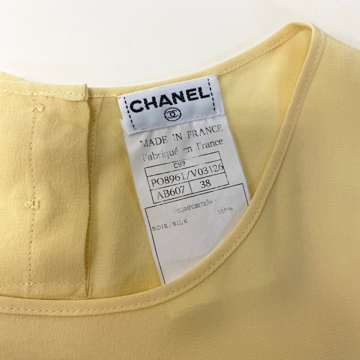 Ch1 CHANEL 1997年 クルーズコレクション ノースリーブシルクブラウス PO8961 38サイズ イエロー シルク100％ レディース 女性用ta2