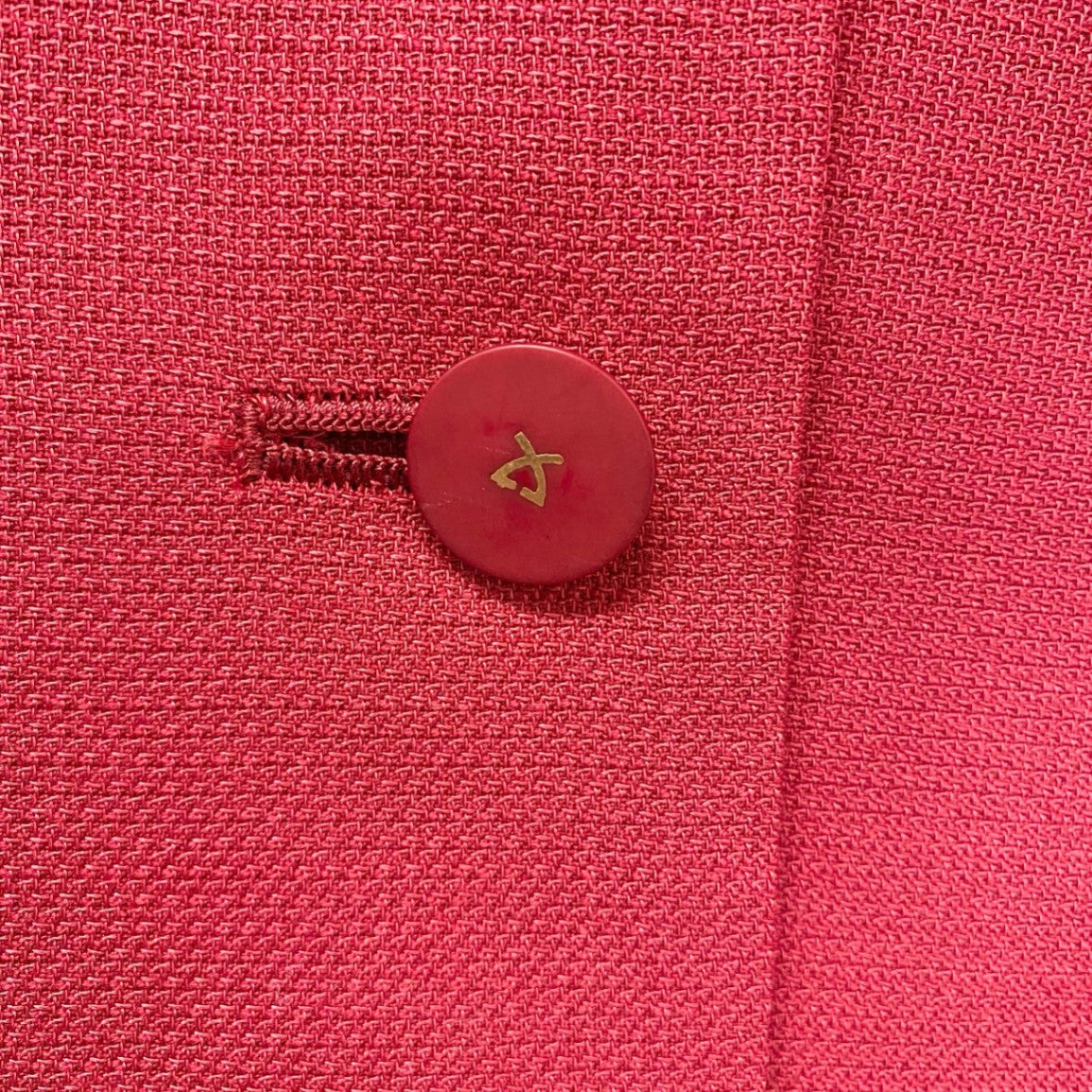 69c2 LEONARD FASHION レオナール テーラードジャケット ウールシルク混 ロゴボタン フォーマル レディース 女性服 サイズ13AR レッド系u02t