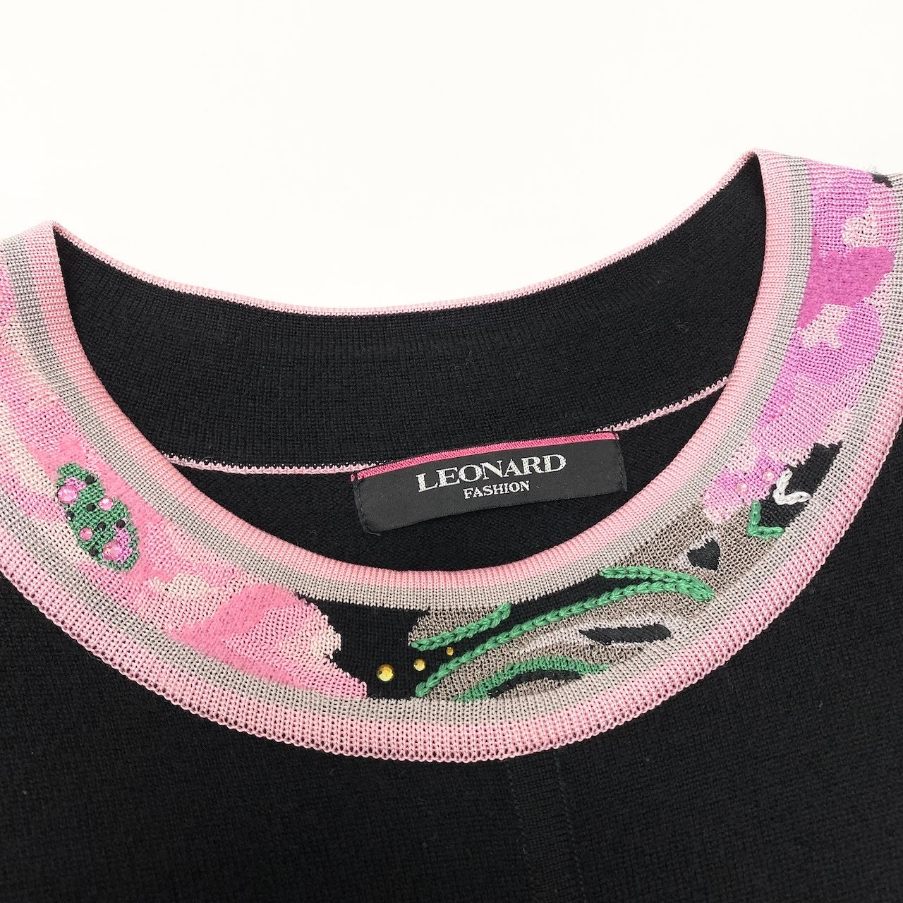 66d27 LEONARD FASHION レオナール 七分袖 ニットワンピース 膝丈ワンピース  花柄刺繍 ラインストーン装飾 サイズ40 ブラック レディース 女性用o07t