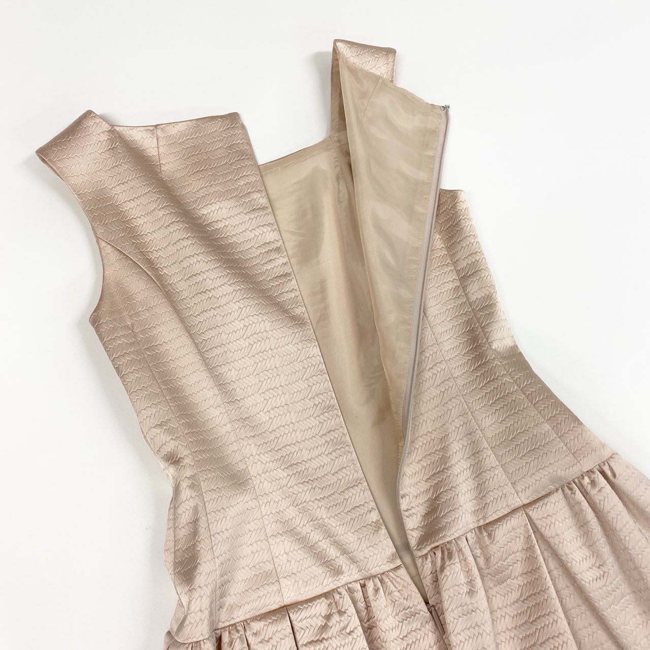 14a28 《美品》 Rene ルネ ノースリーブワンピース ドレスワンピース タックフレアスカート 36 ピンクベージュ レディース 女性用u02t