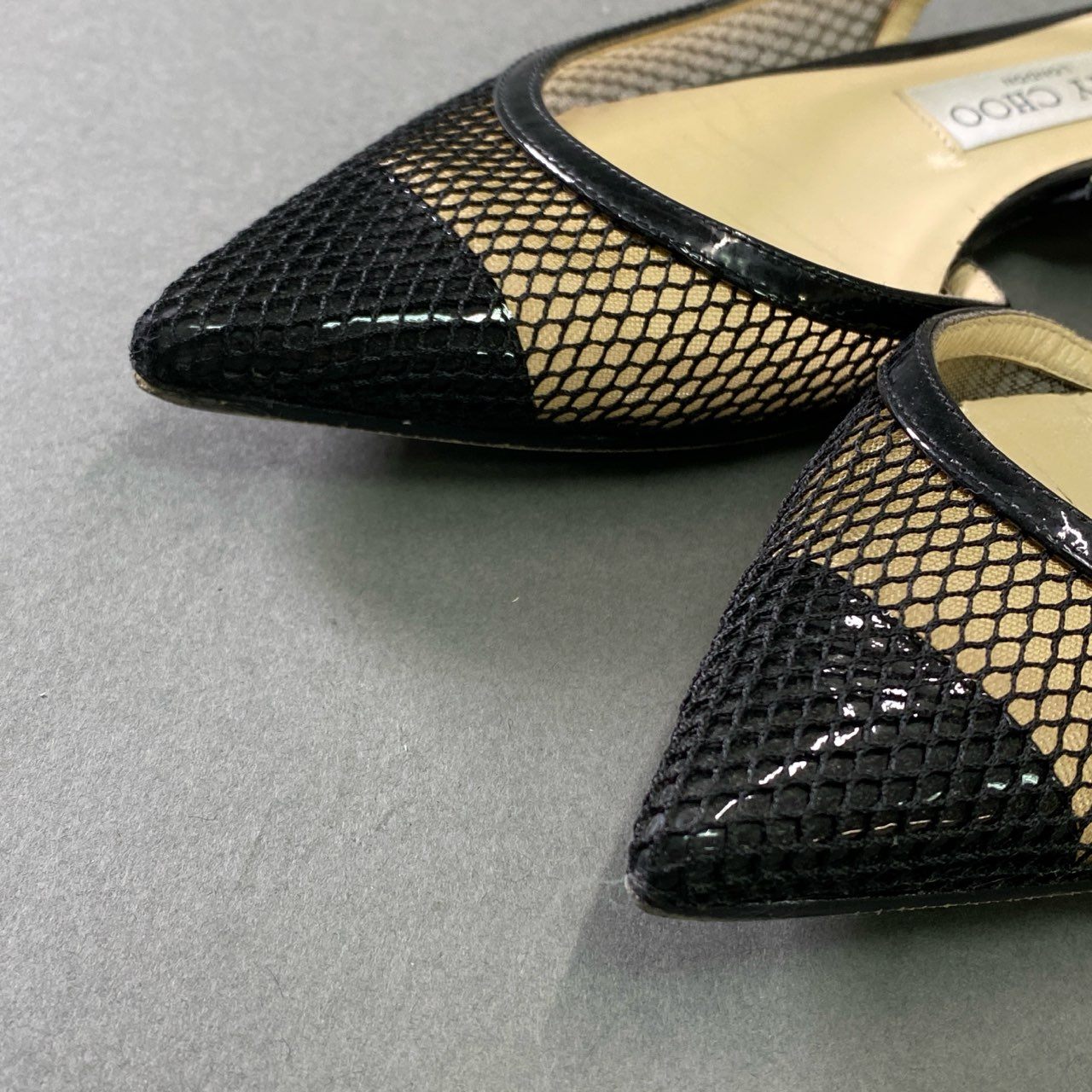 2f23 JIMMY CHOO ジミーチュウ メッシュ エナメルフラットシューズ 34 1/2 ブラック パテントレザー パンプス イタリア製 保存袋有