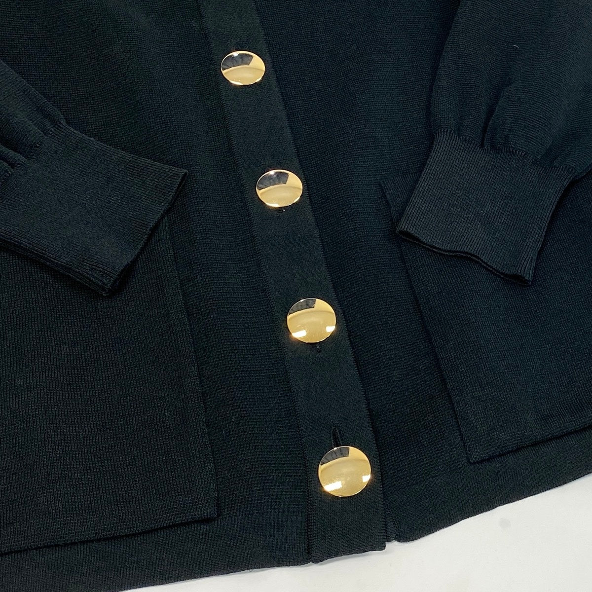 Ee25 YVES SAINT LAURENT イヴサンローラン YSL カーディガン ノーカラー ニットジャケット 金ボタン サイズM ブラック レディース 女性服o07t