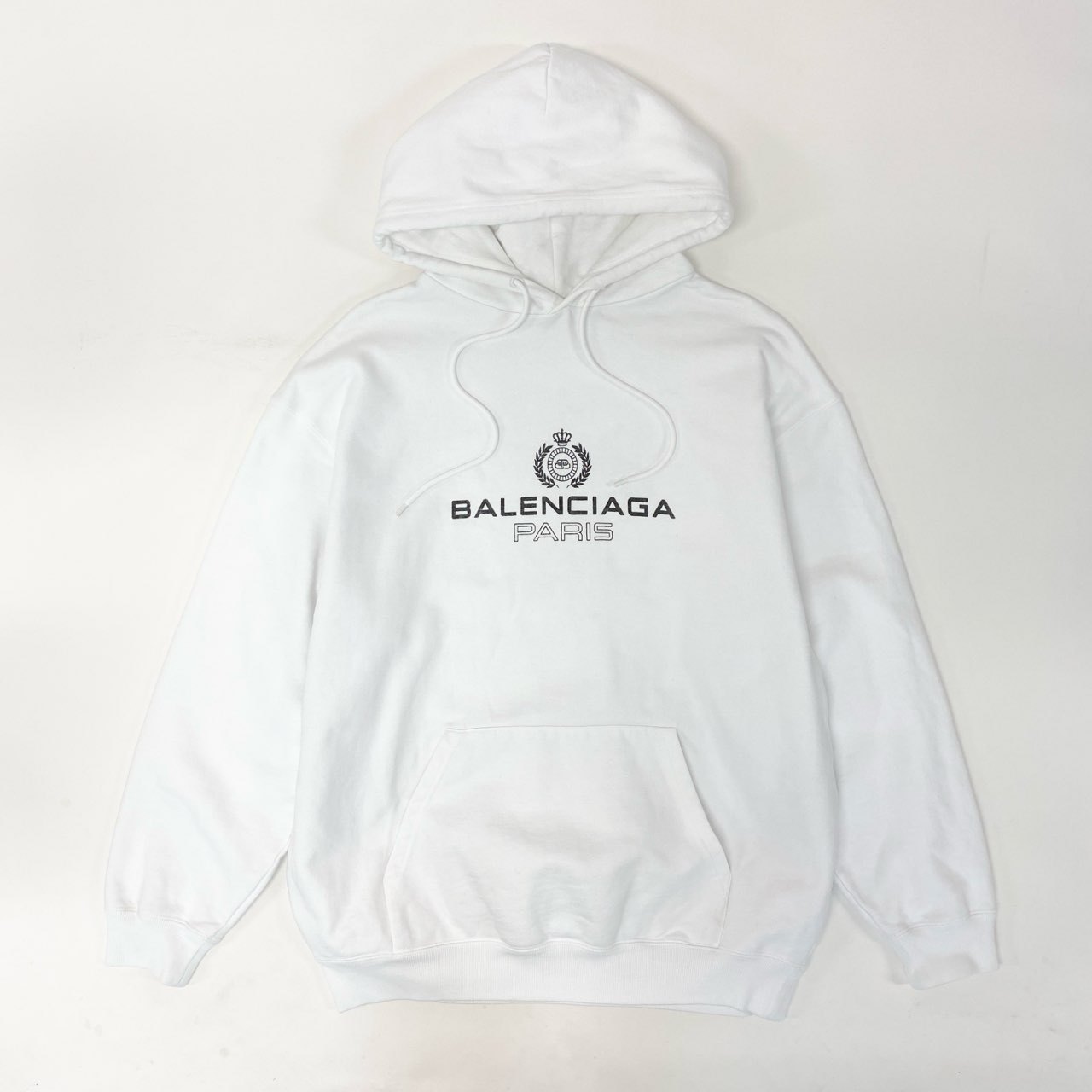 71k20《美品》 BALENCIAGA バレンシアガ ロゴプリント パーカー XS ホワイト フーディ スウェット 微起毛 ビッグシルエットt18r
