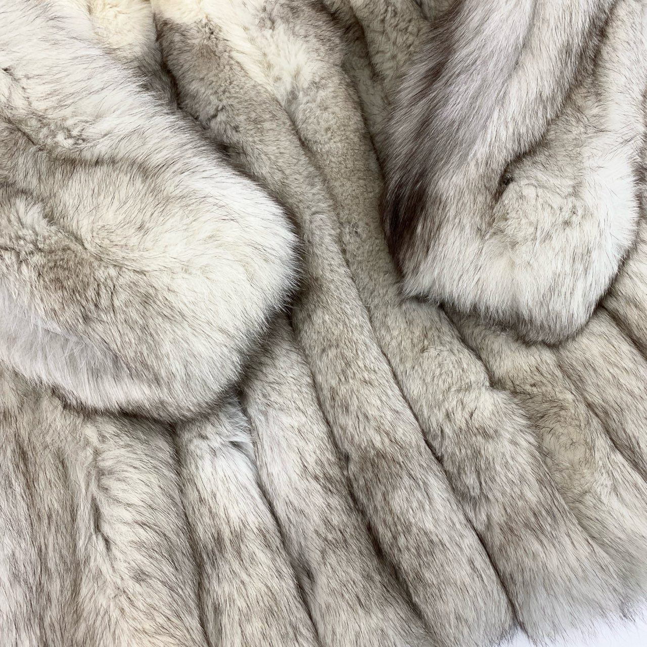 54L4 JINDO SAGA FOX サガフォックス 銀サガ ブルーフォックス セミロングコート サイズL ホワイト 最高級本毛皮 FOX FUR リアルファーt18r