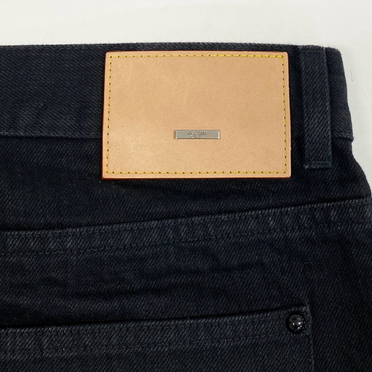 70L23 【美品】LOUIS VUITON ルイヴィトン ストレートデニム レギュラー コットン デニムパンツ HID80WDK0 A310 33サイズ ブラック コットン100％ メンズo07t