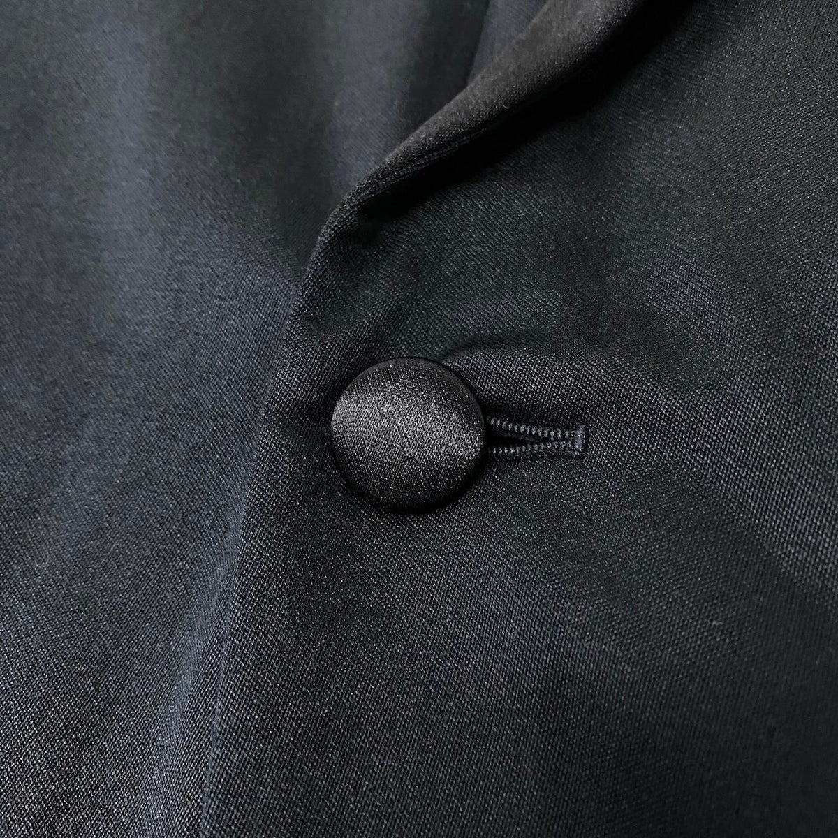 28j15 【極美品】 DIOR ディオール テーラードジャケット シングル 1B 無地 サイズ48C ブラック メンズ 紳士服u02t