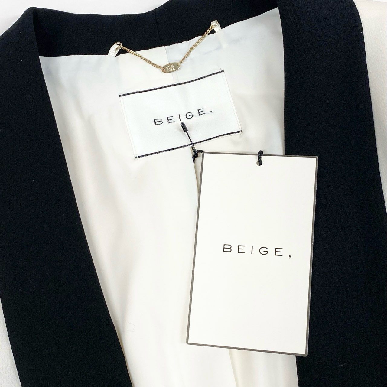 36a7 《タグ付き》 BEIGE, ベイジ タキシード風 テーラードジャケット 2 ホワイト 羽織 オンワード ONWARD 日本製 タグ付きt18r