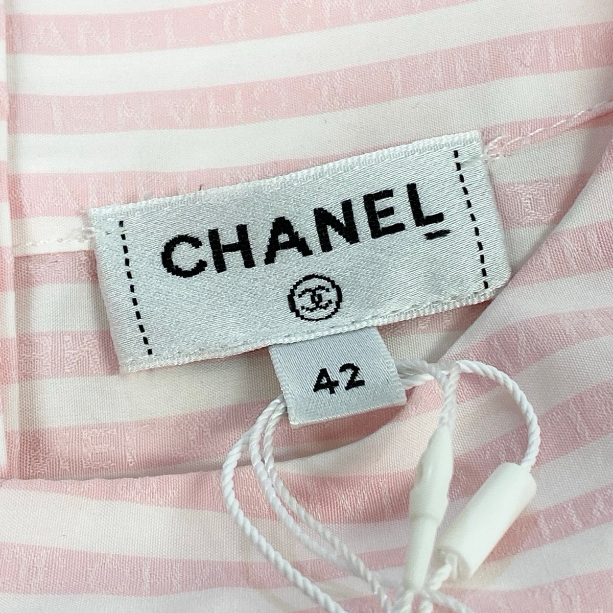Ce29 《未使用品》 定価60万 CHANEL シャネル 24C ココマーク スパンコール ボーダーシャツ 24C Coco Rose Blanc Blouse Top P76405 42 ピンク タグ付t18r