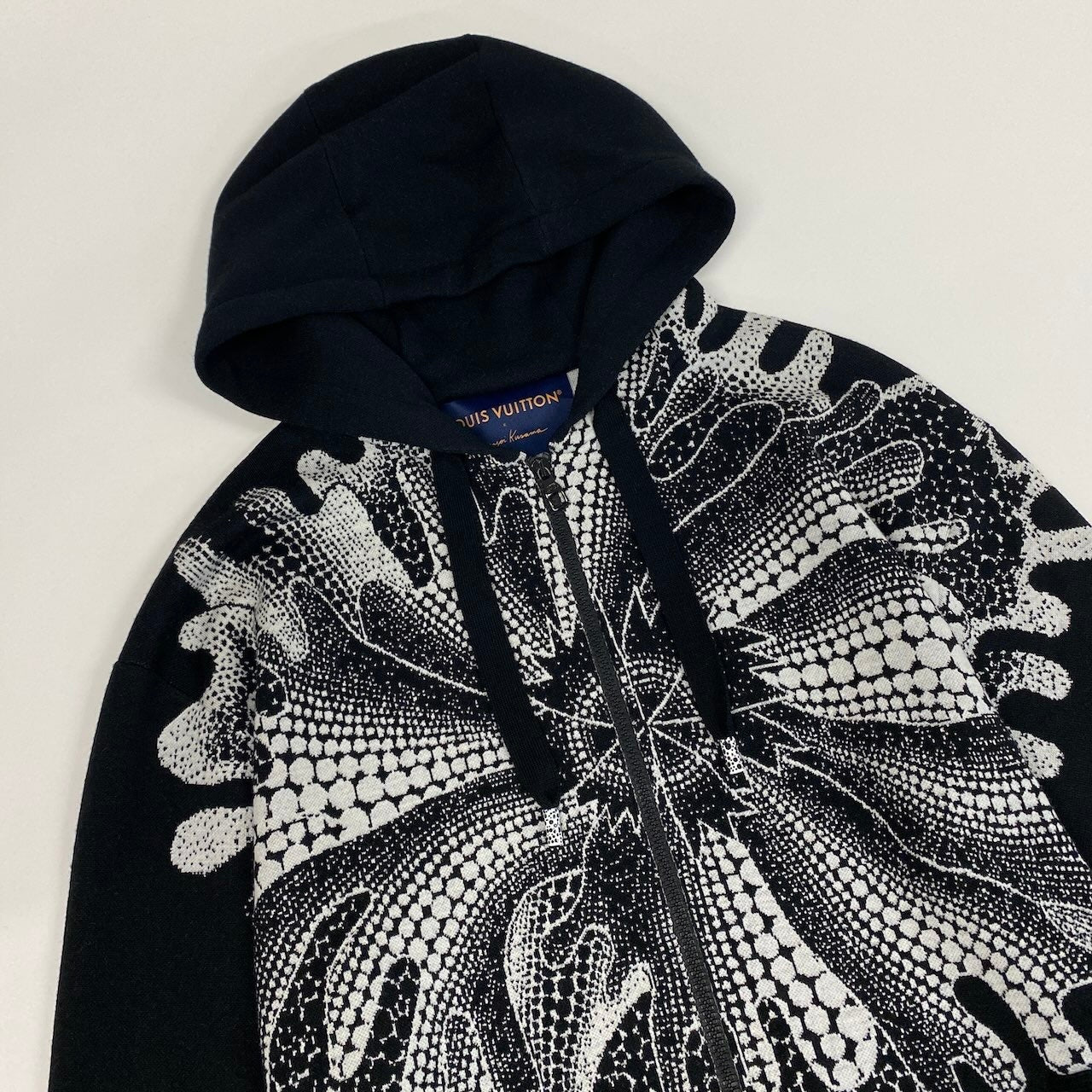 Id2 《極美品》 LOUIS VUITTON ルイヴィトン × 草間彌生 サイケデリックフラワー ウールニットパーカー Psychedelic Flour Wool Knit Parka サイズL ブラック Yayoi Kusamat18r