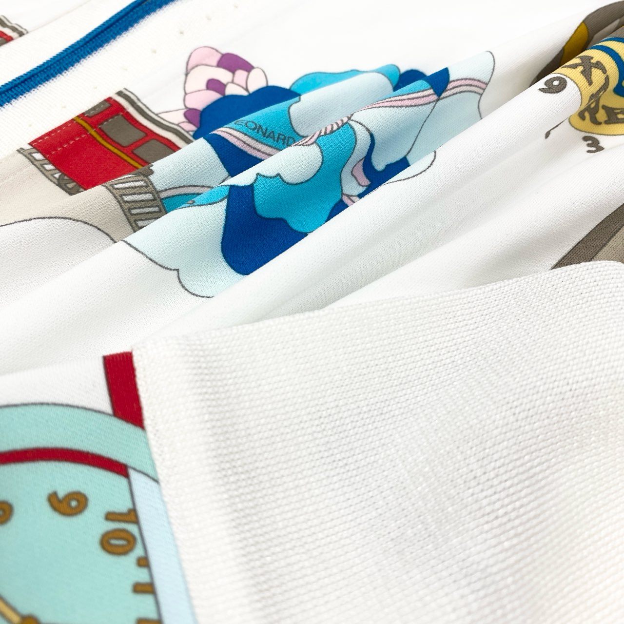 67g21-7 《極美品》 LEONARD レオナール カンカン素材 薄手カーディガン ニットカーディガン 美しい花柄プリント サイズ40 ホワイト マルチカラー レディース 日本製