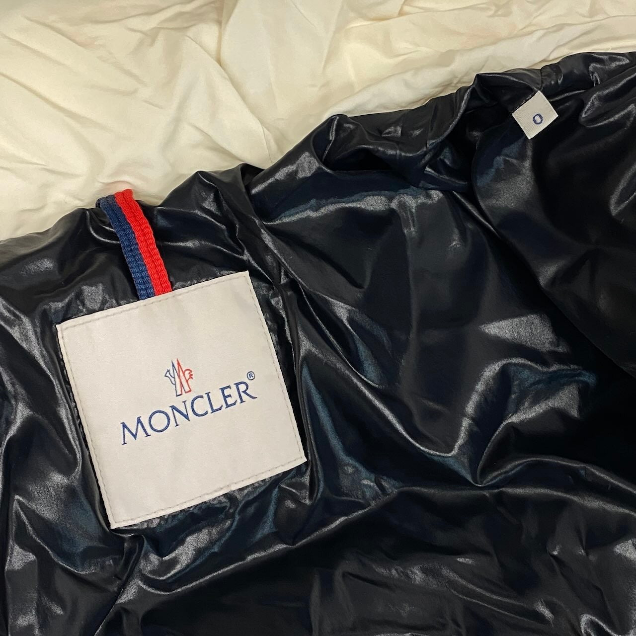 K18c20 MONCLER モンクレール DUBOIS JACKET デュボア ジャケット ダウンジャケット フードロゴ 0 ホワイト レディースsn1