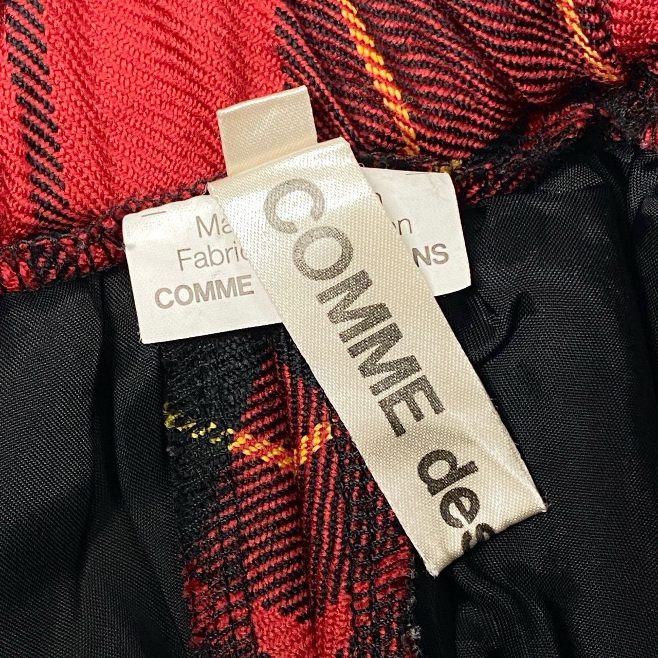 2j27 COMME des GARCONS コムデギャルソン 10aw サルエルパンツ クロップドパンツ ハーフ チェック柄 中綿 ウエストゴム 日本製 GF-P040 S レッド ブラック イエローo07t