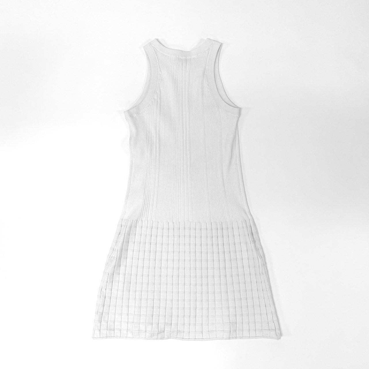 44k28 【美品】CHANEL シャネル 2025SS ココマーク ノースリーブタイトドレス ワンピース P79173L114113 サイズ40 レディース 女性用k02i