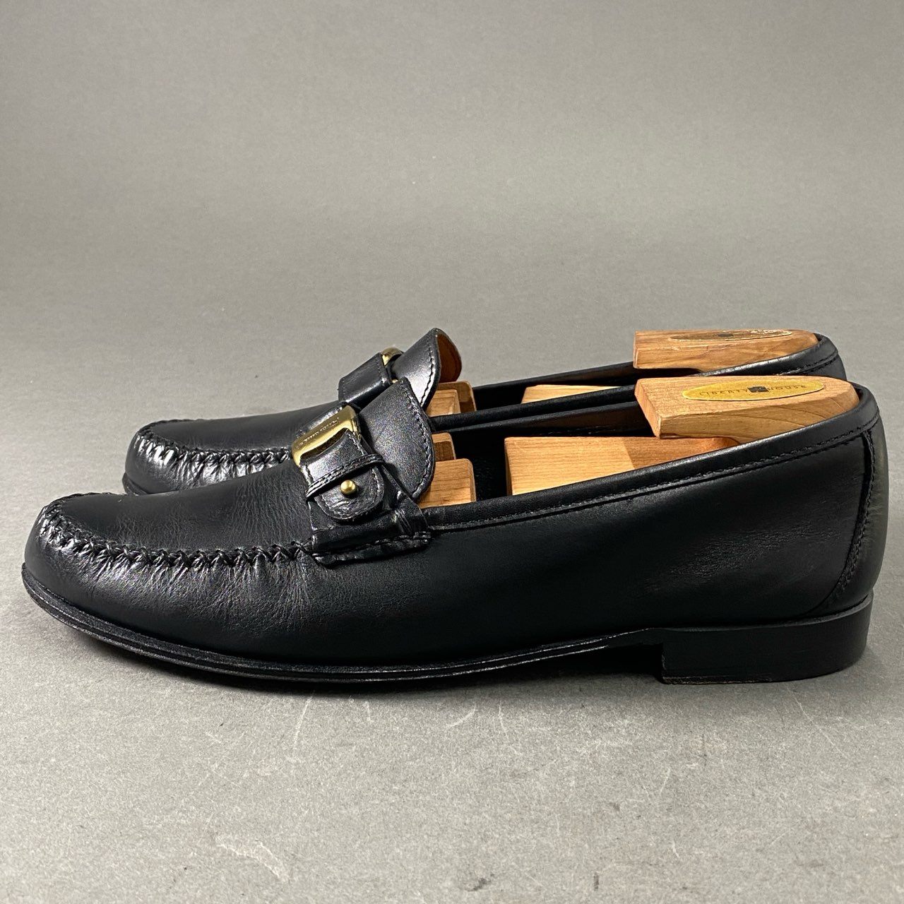 2f12 Salvatore Ferragamo サルヴァトーレ フェラガモ ロゴベルト ローファー 7 ブラック レザー leather イタリア製 シューズ