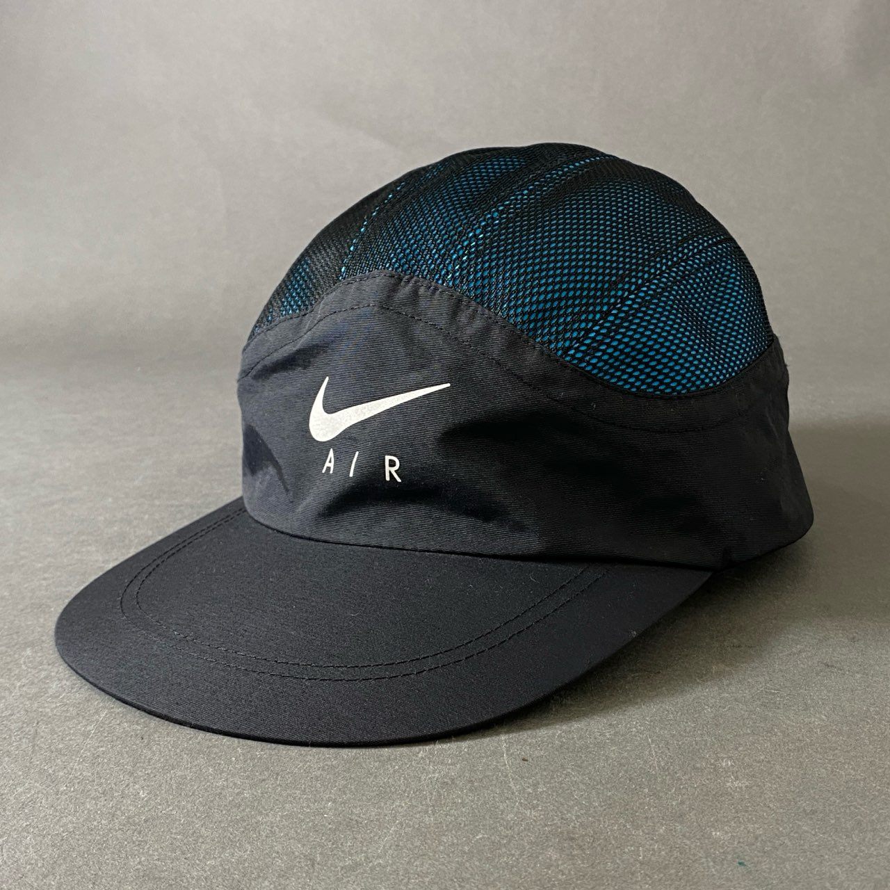 g18 《美品》 Supreme シュプリーム NIKE ナイキ Trail Running Hat トレイルランニングハット キャップ AA2242-010 ブラック ブルー 帽子