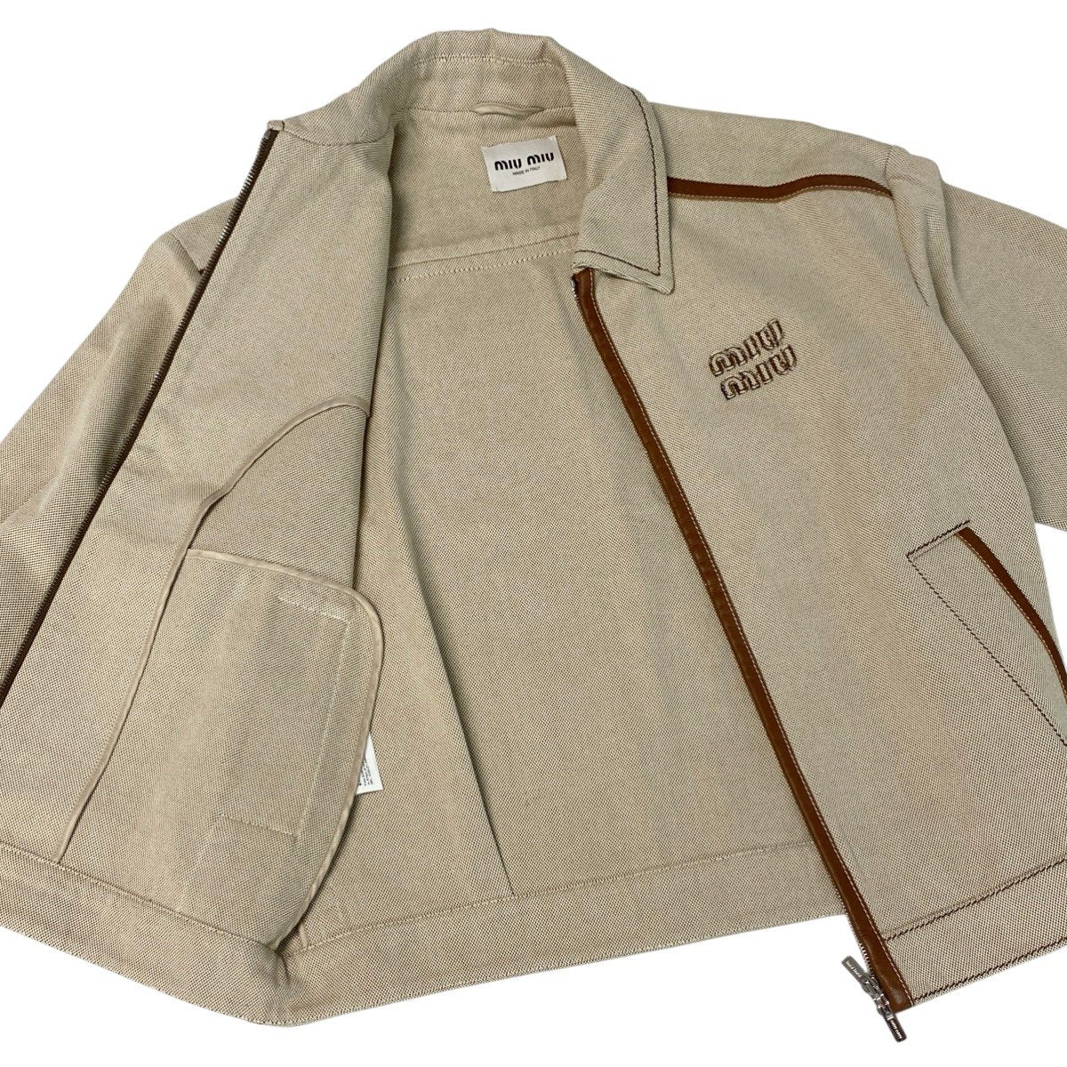 Ij28【極美品】MIUMIU 2023 ジャガード ブルゾン ジャケット  ML1042 38サイズ ベージュ ブラウン コットン レザー レディースk02i