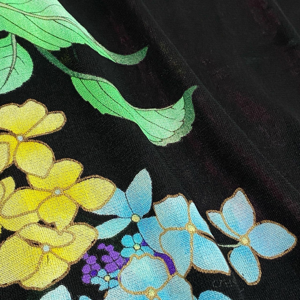 3k19《美品》 LEONARD FASHION レオナール 長袖シャツ シアーシャツ 美しい花柄プリント カンカン素材 レディース 女性用 L ブラックu02t