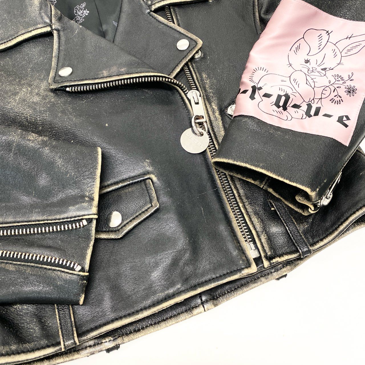 83c3 DIESEL ディーゼル ダブルライダースジャケット レザージャケット ダメージ加工 ペイント ワッペンデザイン XXSサイズ ブラック 羊革 レディース 女性用o07t