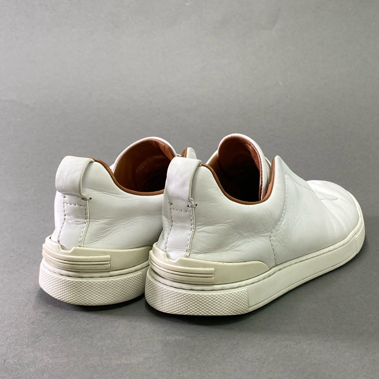 2f23 ZEGNA ゼニア TRIPLE STITCH トリプルステッチ レザースニーカー 7 1/2 ホワイト Leather シューズ 紳士靴 保存袋付き