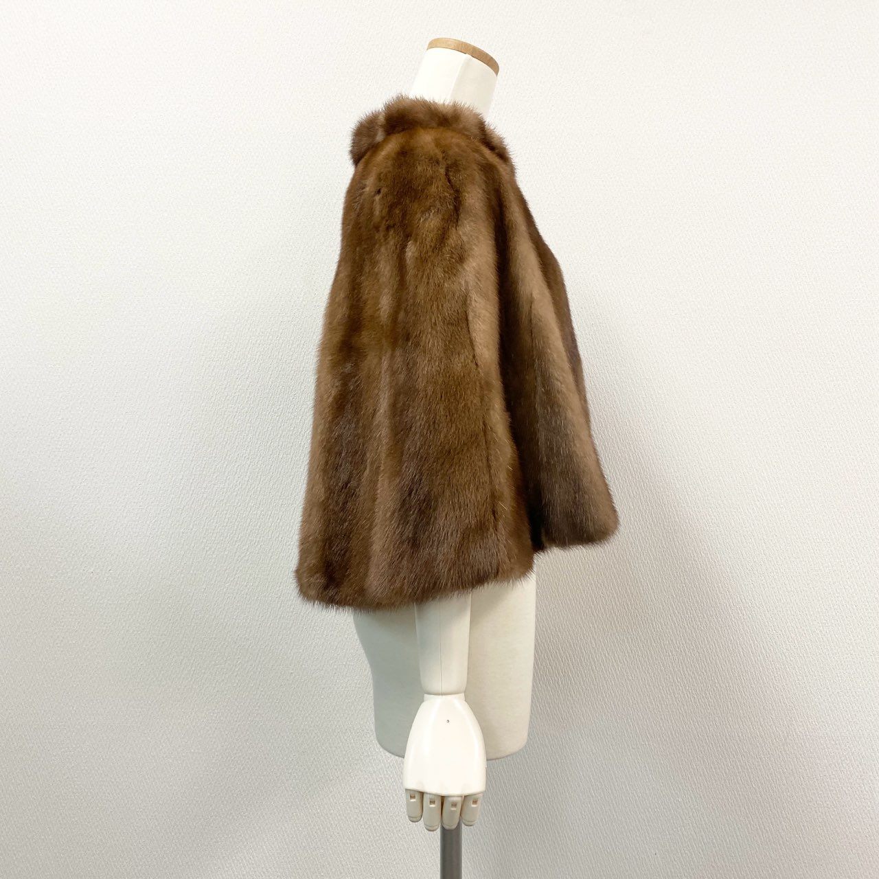 70l1《本毛皮》 パステルミンク ポンチョ ケープ ミンクファー リアルファー 裏地花柄 MINK FUR レディース free ライトブラウン系u02t