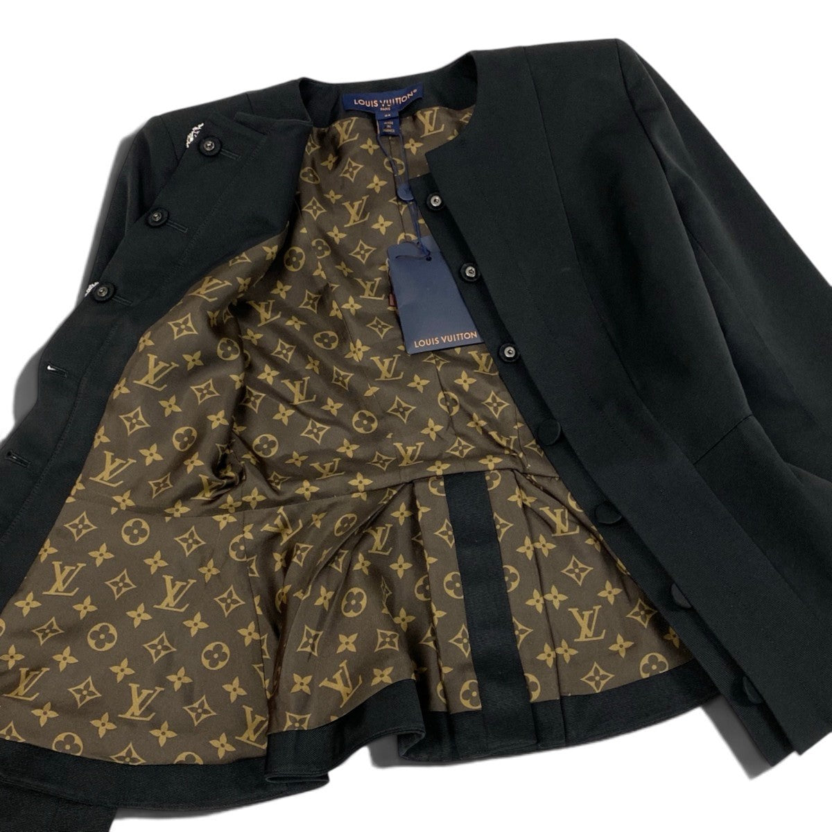 h31 《タグ付き》 LOUIS VUITTON ルイヴィトン ペプラム ノーカラージャケット 裏地モノグラム FQVE64 34 ブラック シルク レディースu02t