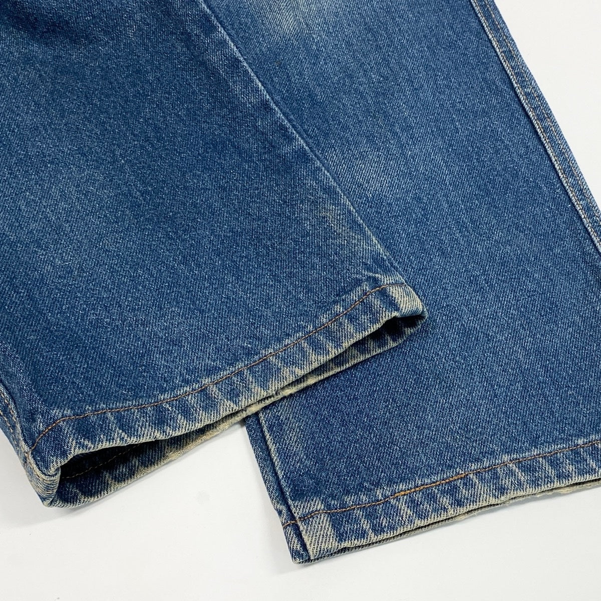 78f2 CELINE セリーヌ デニムパンツ トリンオフ 金ボタン バックロゴ 6701-46753 サイズ34 インディゴブルー コットン100％ メンズ 紳士服o07t