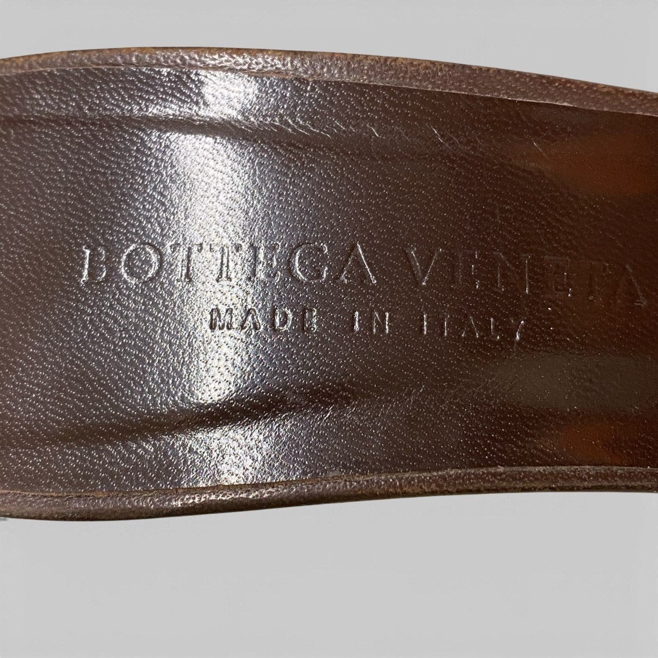 1b12 BOTTEGA VENETA ボッテガヴェネタ バックルベルト レザーサンダル ヒールパンプス 37 ブラウン カーフレザー レディースk02i