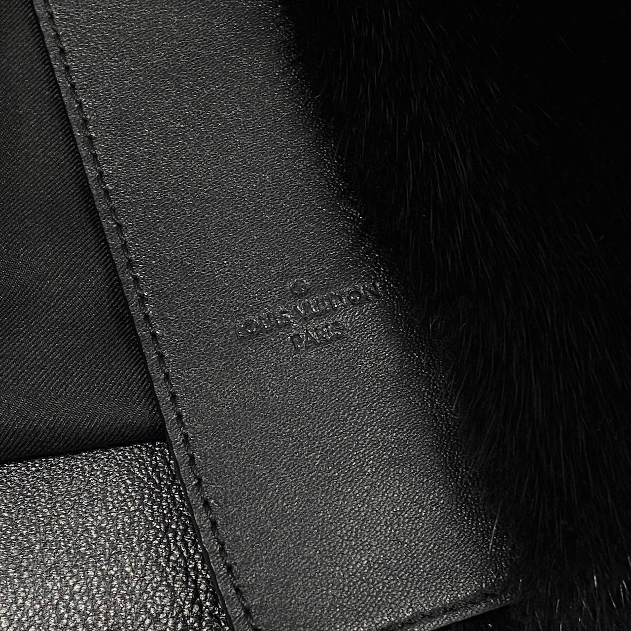 Ec31 《未使用》 LOUIS VUITTON ルイヴィトン 本毛皮 ミンクファー ロングコート Mink Fur Long Coat サイズ34 ブラック フランス製 裏地シルク ベルト付t18r