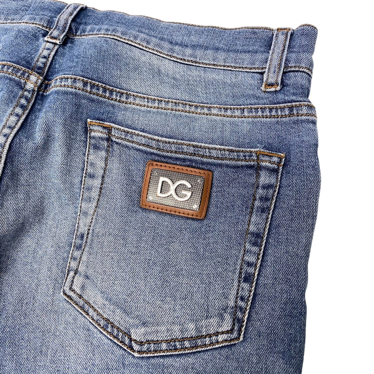 47j16 DOLCE&GABBANA DENIM ドルチェアンドガッバーナ CLASSIC デニムパンツ STRETCH ロゴプレート サイズ48 インディゴ メンズo07t