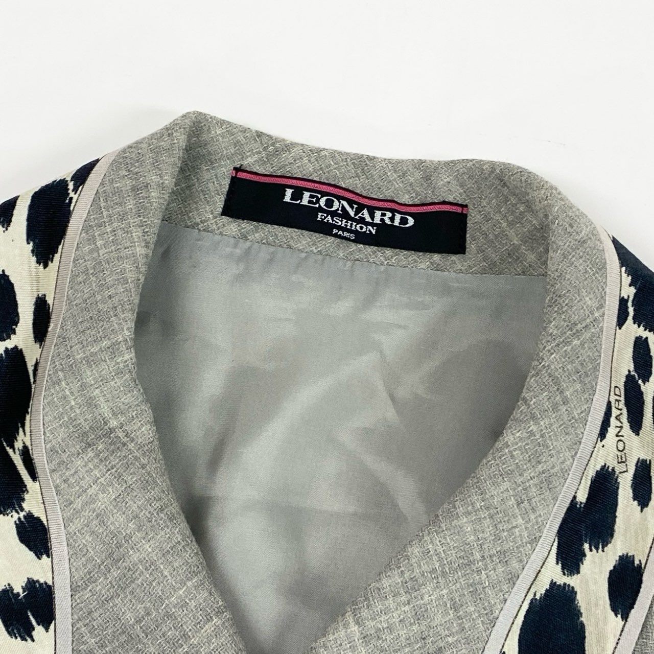 67k20《美品》 LEONARD FASHION レオナール ステンカラーコート ロングジャケット ウールシルク レディース 女性用 日本製 9AR グレーu02t