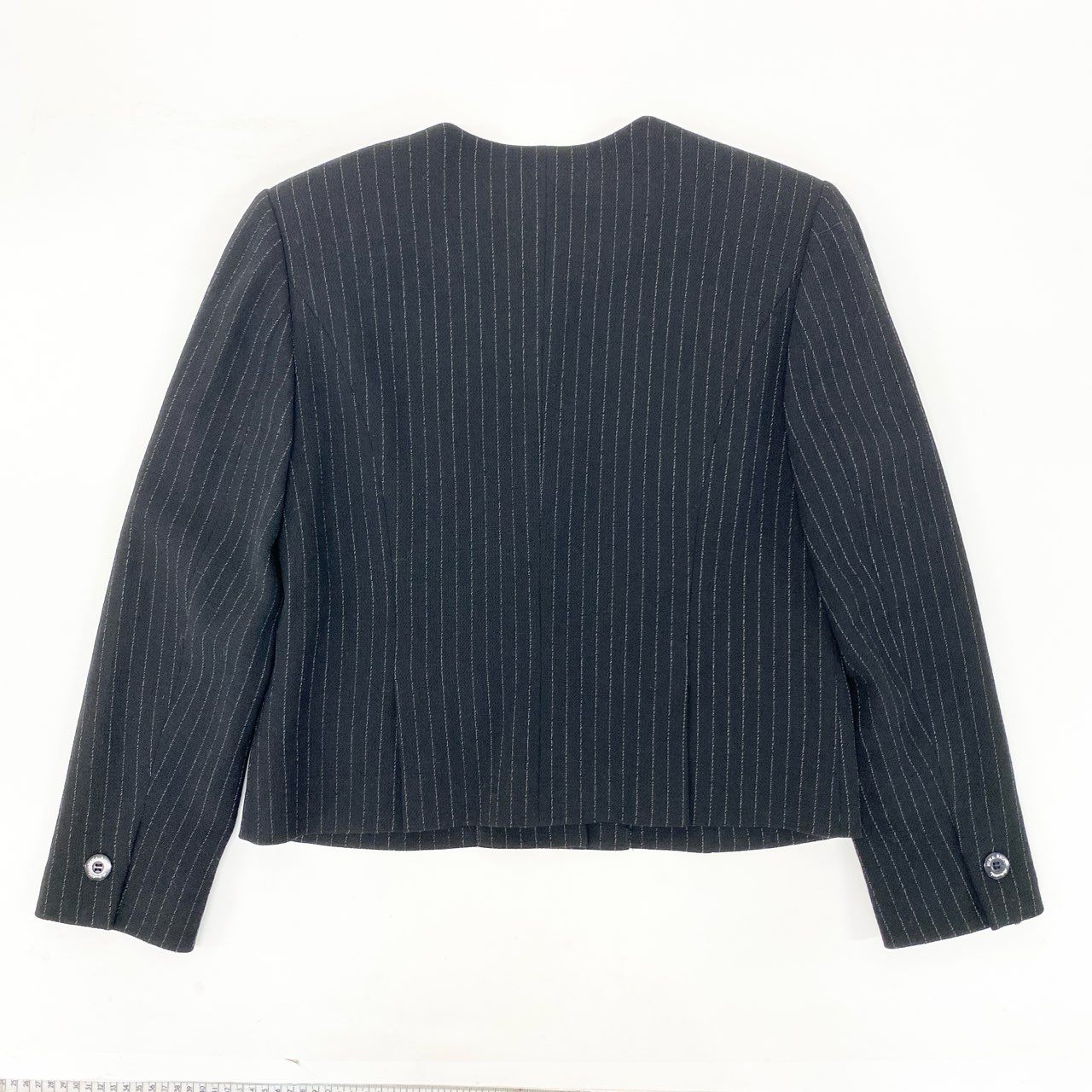 15K18 《美品》 NINA RICCI Atelier ニナリッチ ノーカラージャケット ストライプ柄 ウールブレンド フォーマル レディース 女性用 13 ブラックu02t