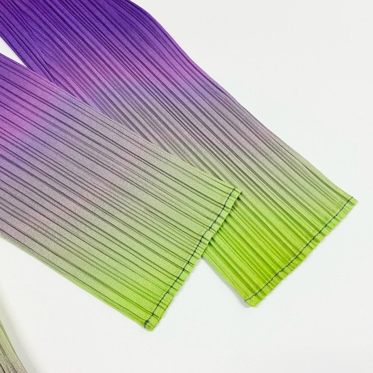 50b9 【美品】PLEATS PLEASE プリーツプリーズ オーロラグラデーション ハイネックチュニックワンピース Aurora Gradation PP23-JT736 3サイズ マルチカラー ポリエステル100％ レディース 女性用k02i