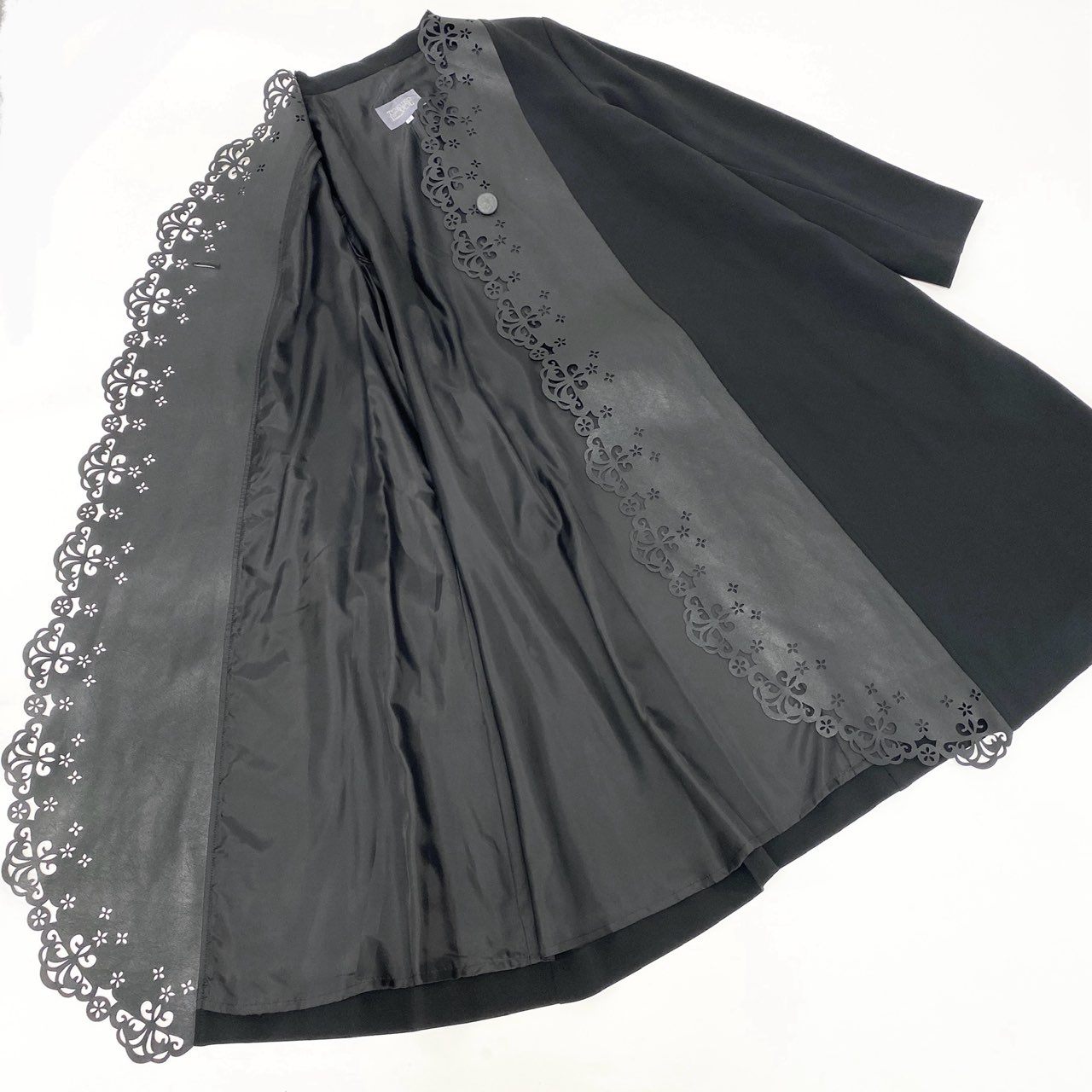 28k29 TOKUKO 1er VOL トクコプルミエヴォル レザー切替 ロングコート フラワーパンチング レザー ストレッチ○ レディース 女性用 9 ブラックu02t