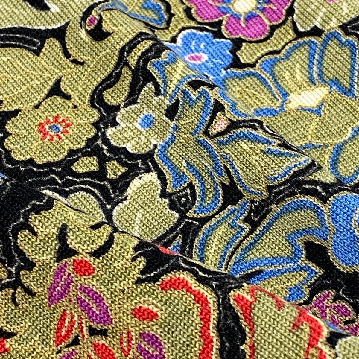 10i28 LEONARD レオナール ロングスリーブニット 花柄 総柄 日本製 LLサイズ マルチカラー レディース 女性用u02t