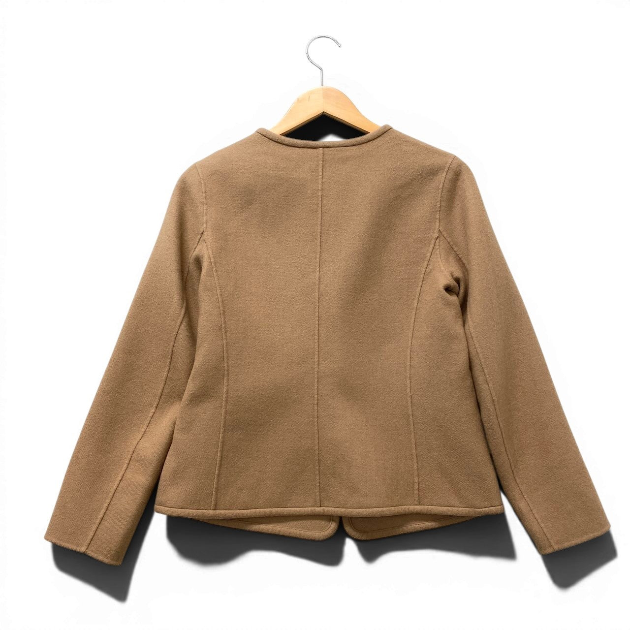 17f18 WEEKENDO Max Ｍara ウィークエンド マックスマーラ クチートアマーノ ノーカラー ウールジャケット イタリア製 サイズ36 ベージュ レディース 女性用u02t