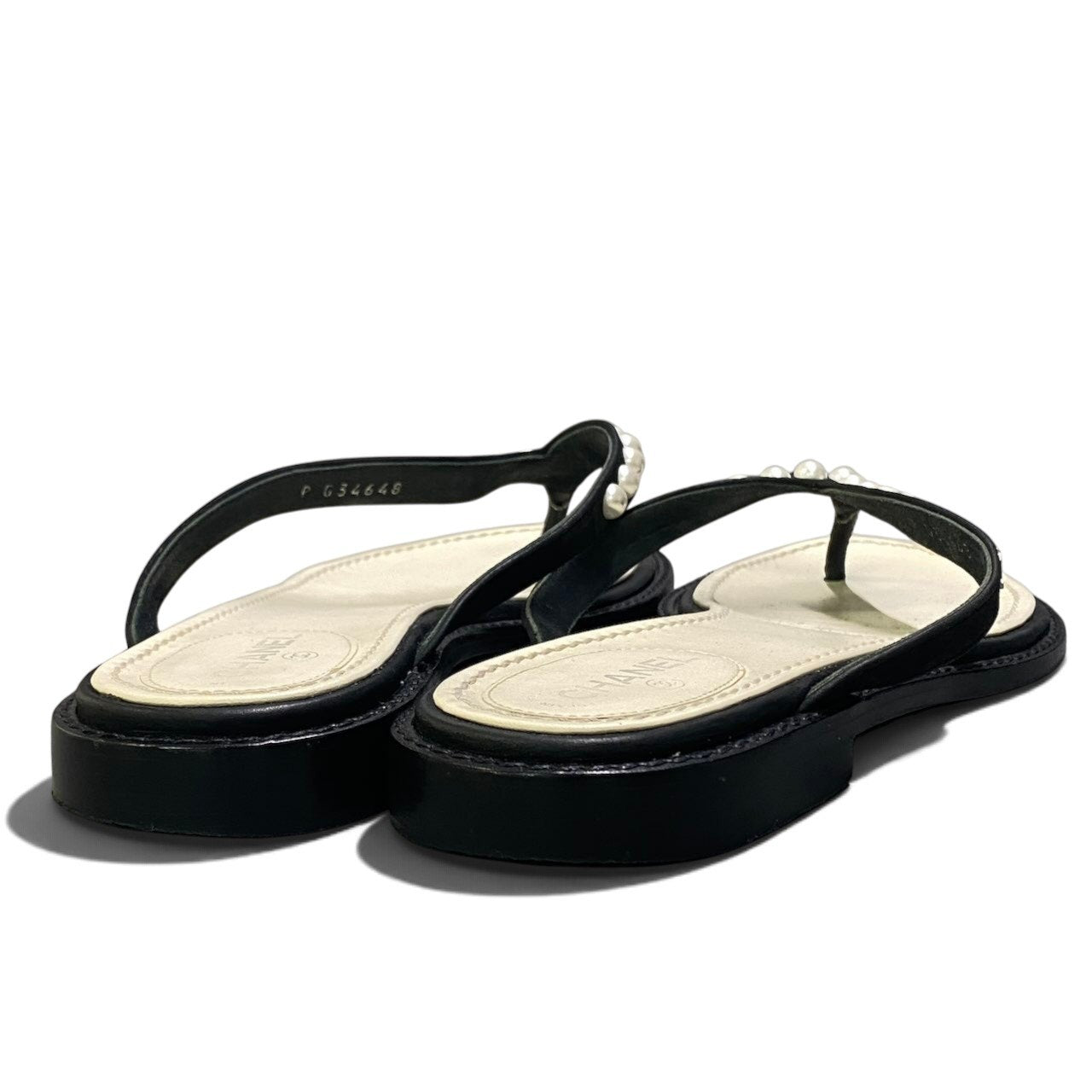 h29 CHANEL シャネル ココマーク パール ビーチサンダル Pearl CC Logo Thong Sandals G34648 size 37 1/2 Black White シューズt18r