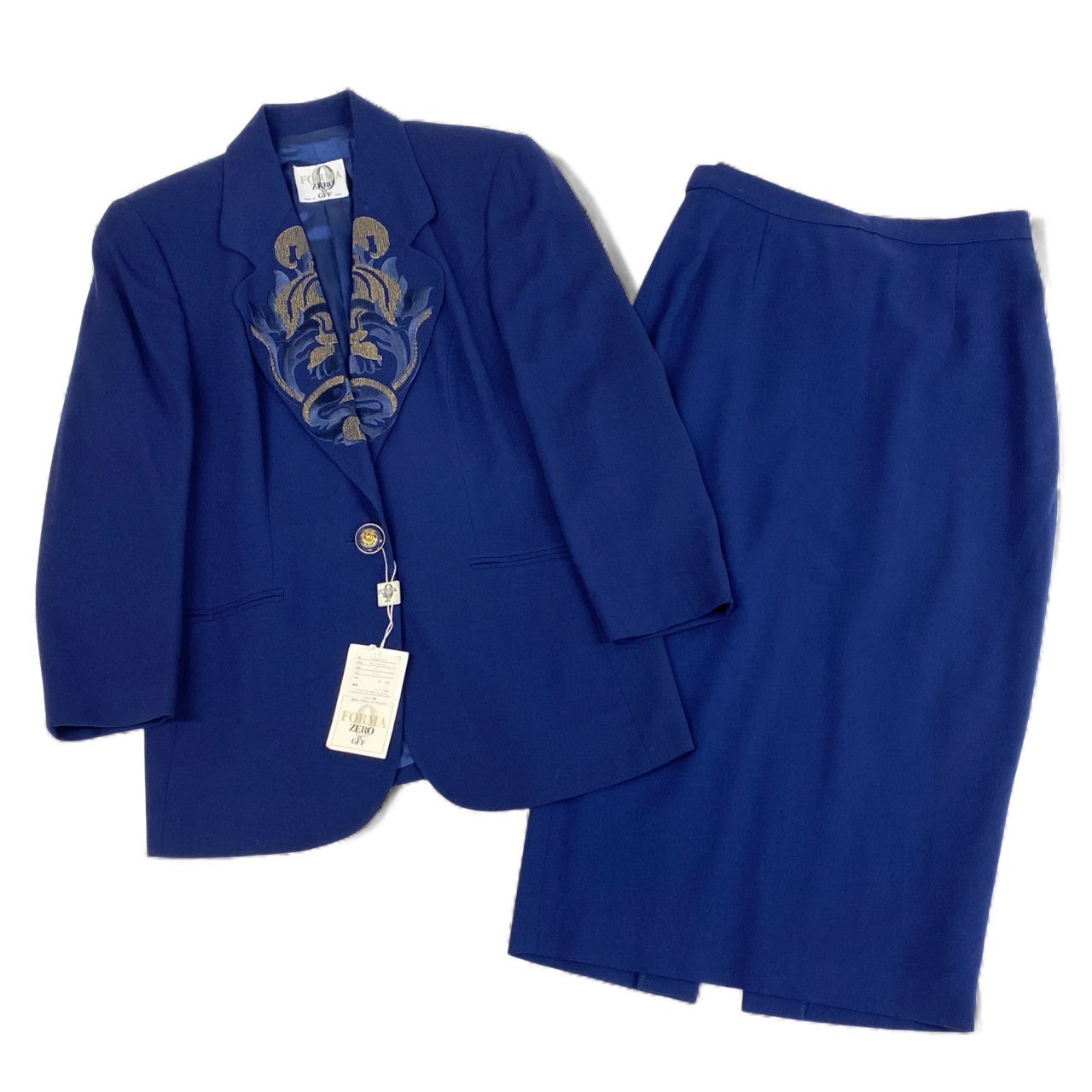 68L11《デッドストック》 Vintage GIANFRANCO FERRE ジャンフランコフェレ GFF セットアップ スカートスーツ 刺繍 装飾ボタン 44 ブルー ウール レディース 女性用u02t