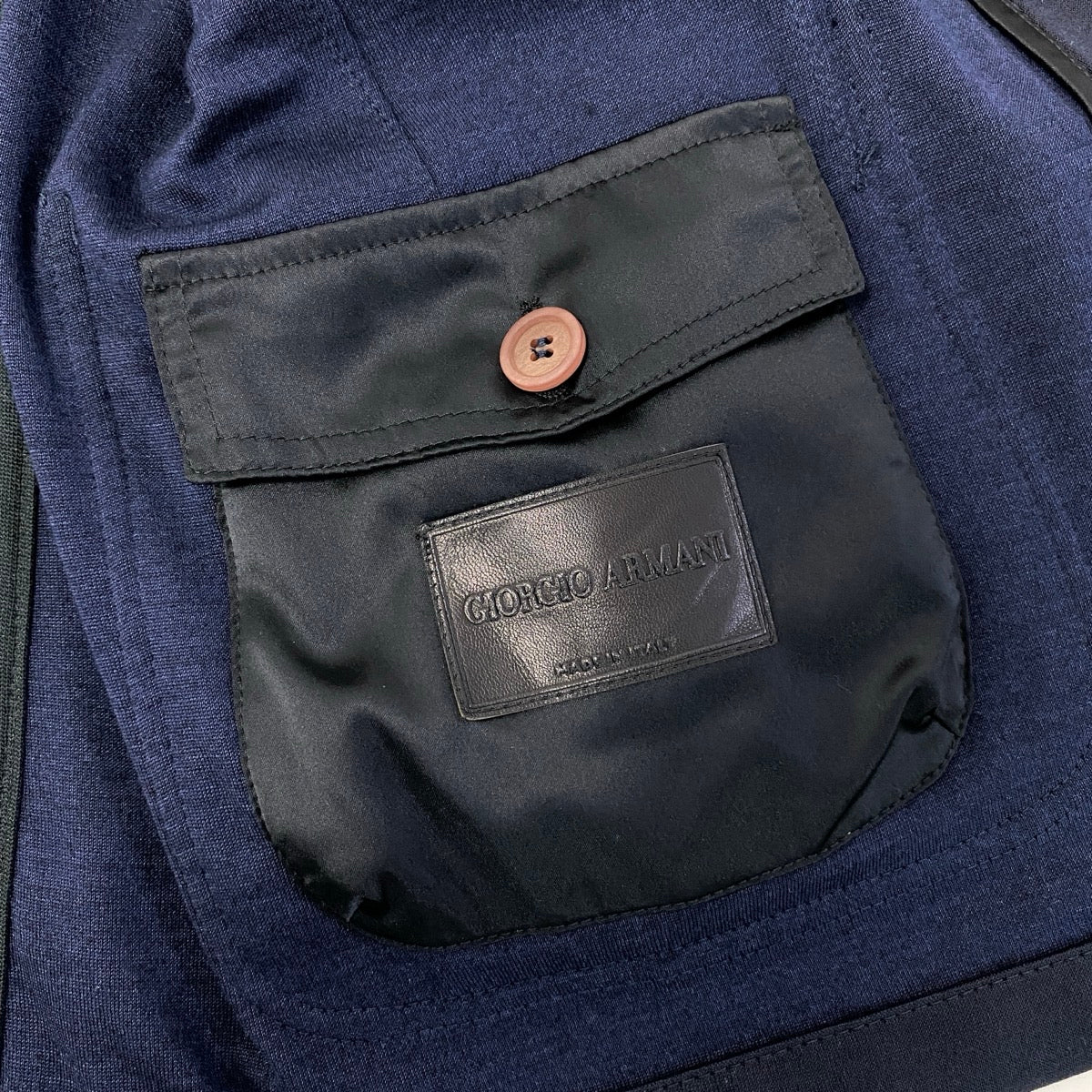 69j8 GIORGIO ARMANI ジョルジオアルマーニ レザータグ 本切羽 ストレッチテーラードジャケット サイズ50 ネイビー ブレザーt18r