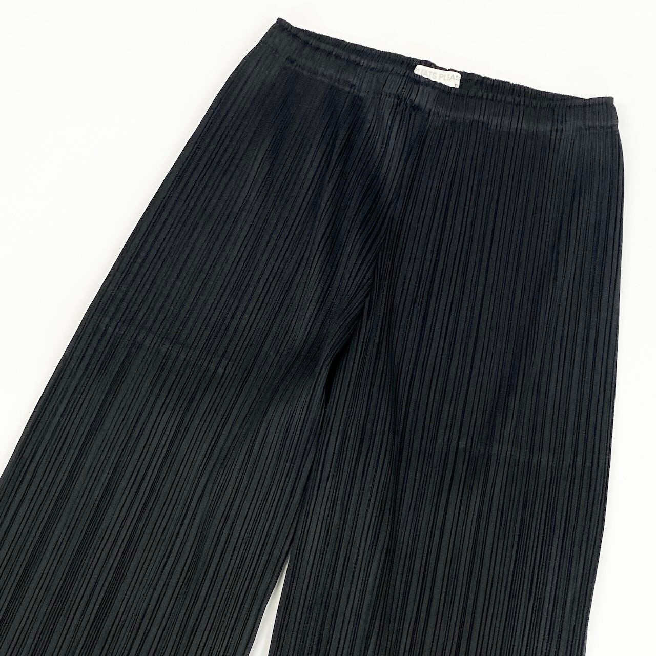 e1 【美品】PLEATSPLEASE ニッカポッカパンツ プリーツパンツ 日本製 PPP13-JF184 1サイズ ブラック ポリエステル100％ レディース 女性用ta1