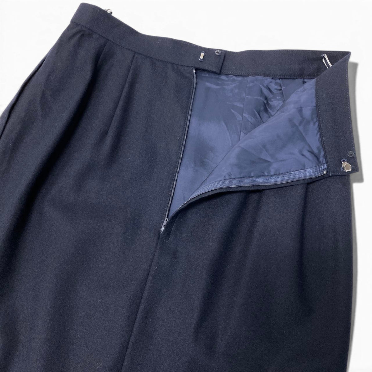 84i15 Christian Dior クリスチャンディオール セットアップ スカートスーツ ノーカラージャケット フォーマル サイズ9 ネイビー ウール100％ レディースo07t