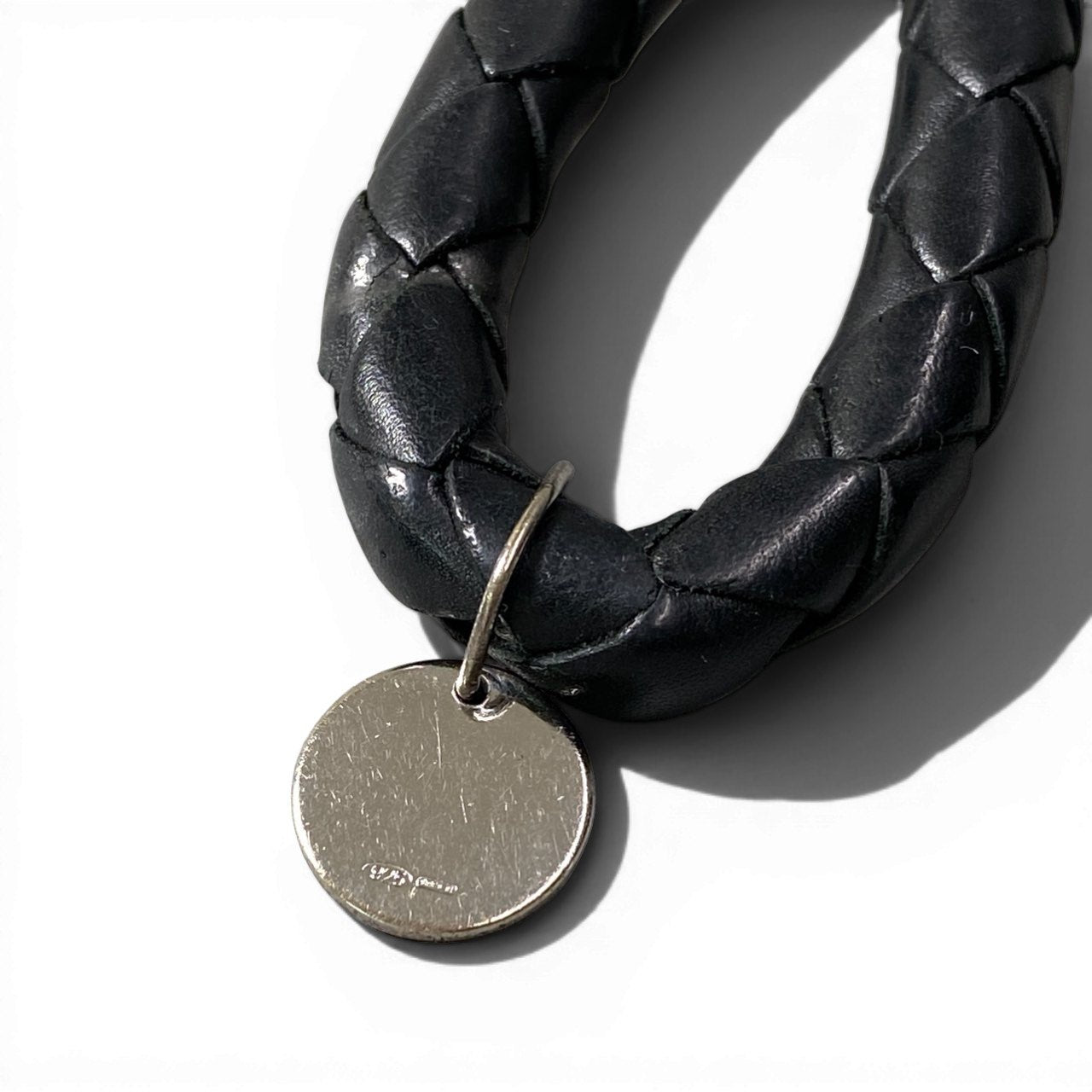 d10 BOTTEGA VENETA ボッテガヴェネタ イントレチャート レザーチャーム Intrecciato Leather Charm ブラック キーホルダーt18r