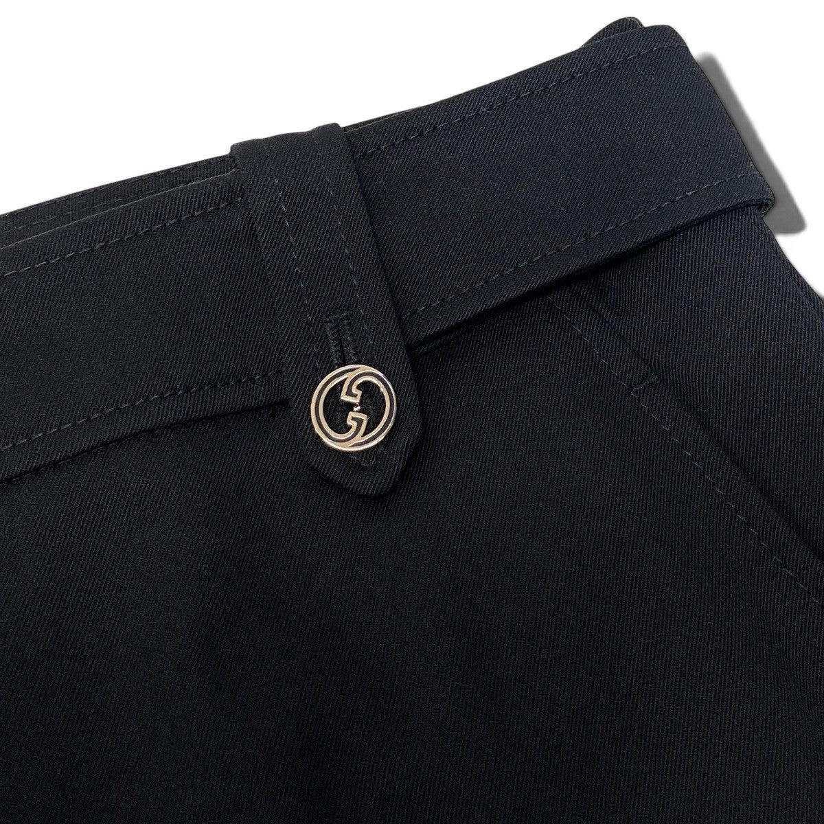 i27 【美品】GUCCI ハーフパンツ スラックス インターロッキングG 36サイズ ブラック レディース 女性用u02t