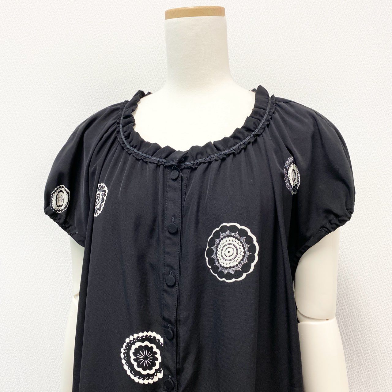 59k1《未使用品》タグ付 TOKUKO 1er Vol トクコプルミエヴォル 日本製 花柄プリント ワンピース ドレス レース 9 Mサイズ ブラック トリアセテート レディースo07t