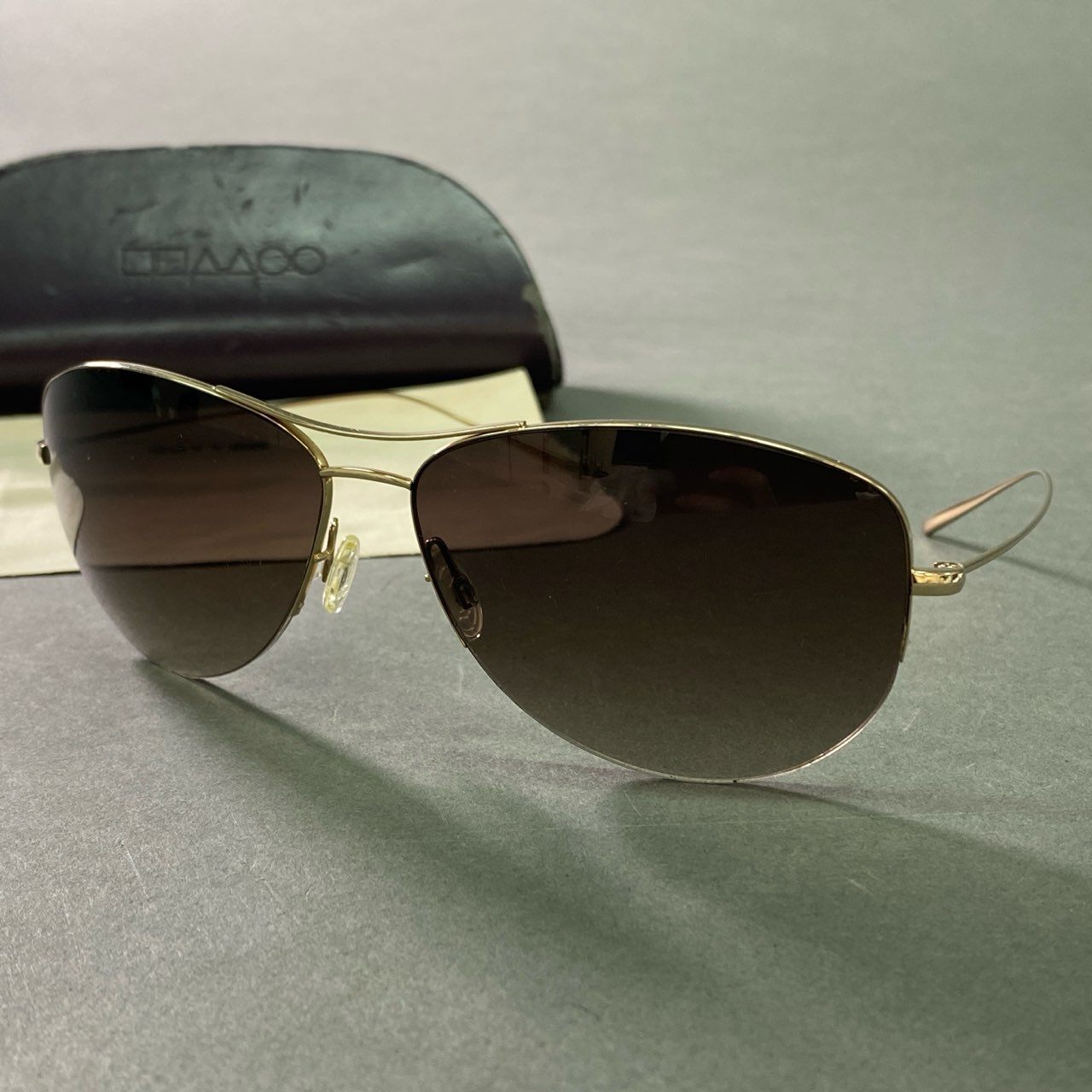 b12 OLIVER PEOPLES オリバーピープルズ Strummer-T ストラマー ティアドロップ サングラス 63□14 ブラック ゴールド アイウェア 眼鏡 ケース付き