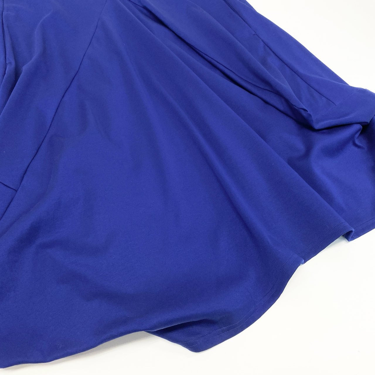 44k28 TOKUKO 1er VOL トクコプルミエヴォル 半袖ワンピース バルーンワンピース 身幅ゆったり○ フロント刺繍 ストレッチ レディース 9 ブルーu02t