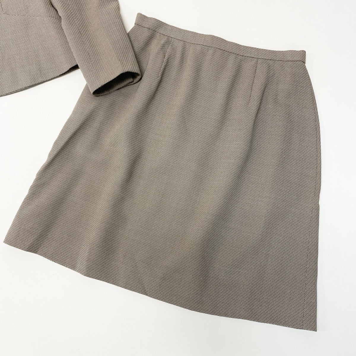 60f17 Christian Dior クリスチャンディオール ロゴボタン セットアップ ジャケットスカート Mサイズ ベージュ ウール レーヨン レディースo07t